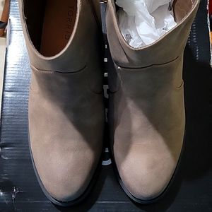 Torrid boots